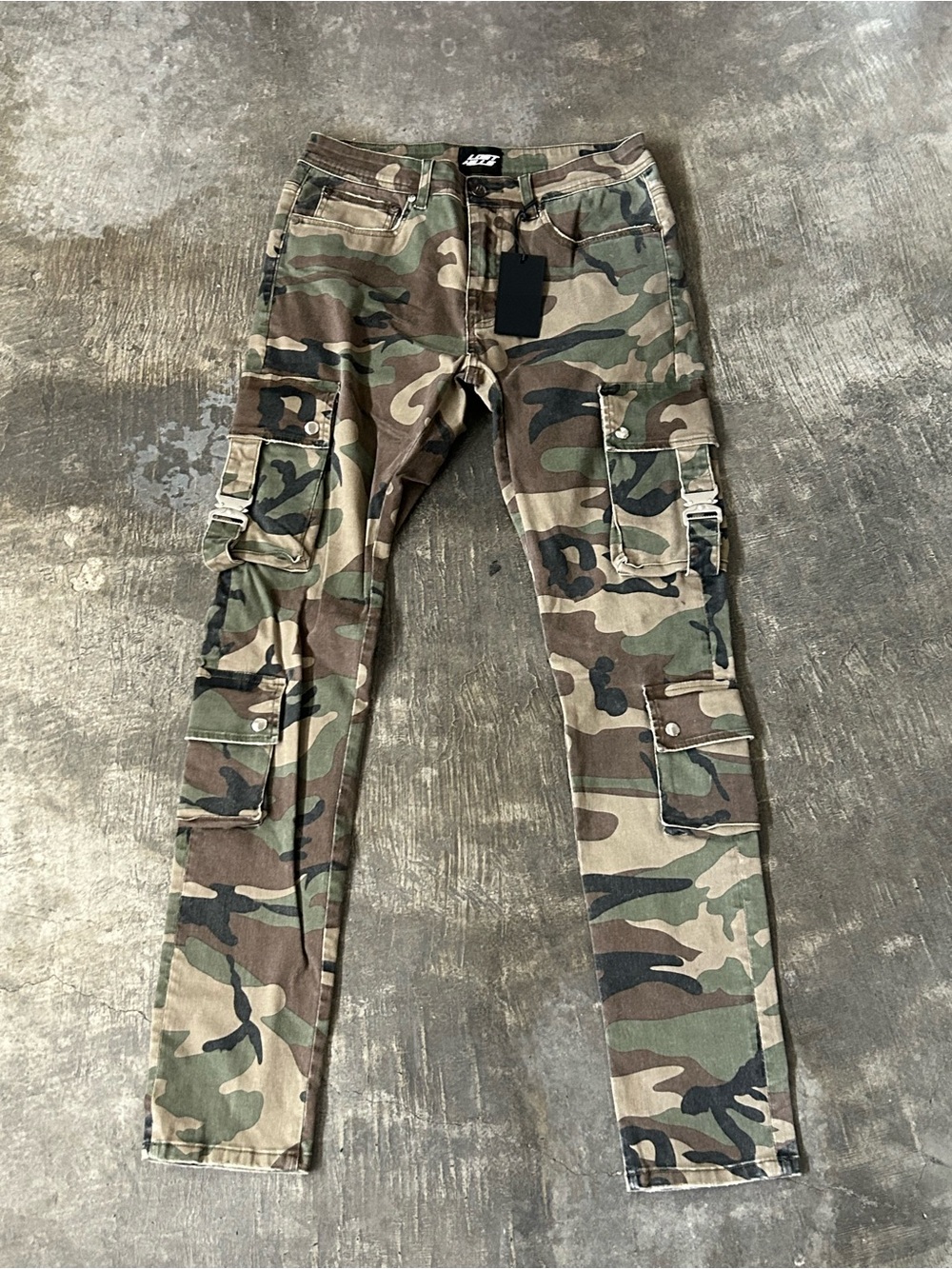 Lost Hills Skinny Camoflauge Cargo Jeans